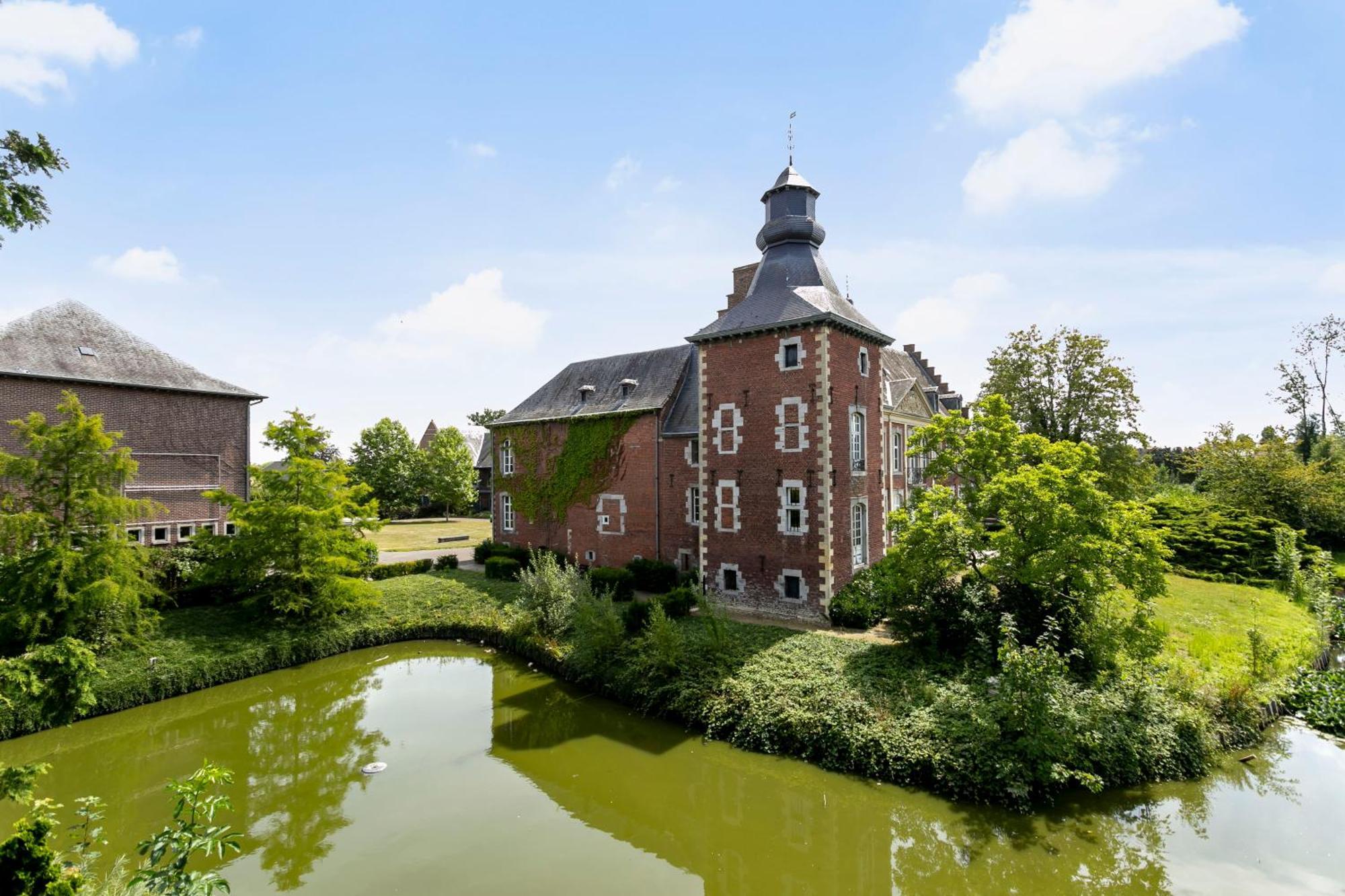 Chateau De Looz Luaran gambar