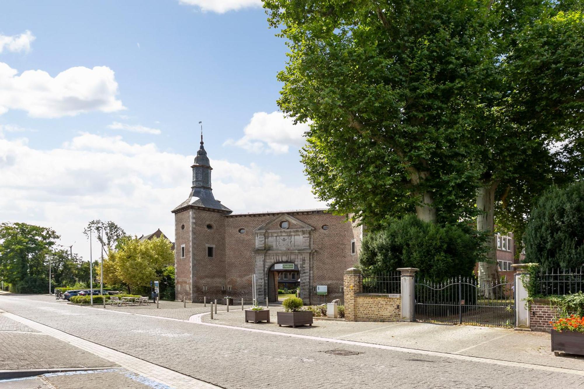Chateau De Looz Luaran gambar